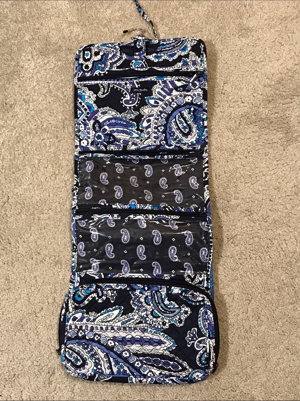 Preowned Vera Bradley Travel case makeup bag w hanger - Deep Night Paisley